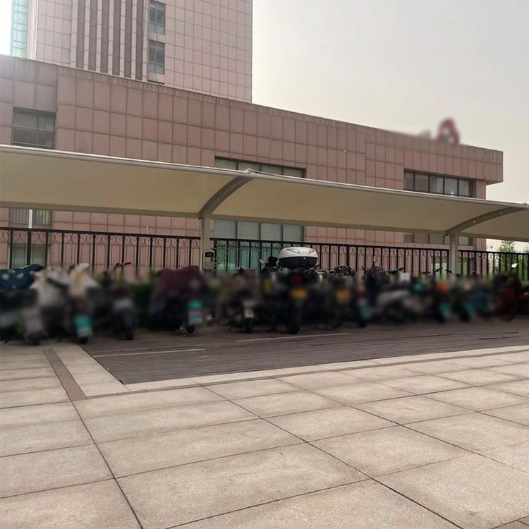 玛沁县膜结构电动车棚